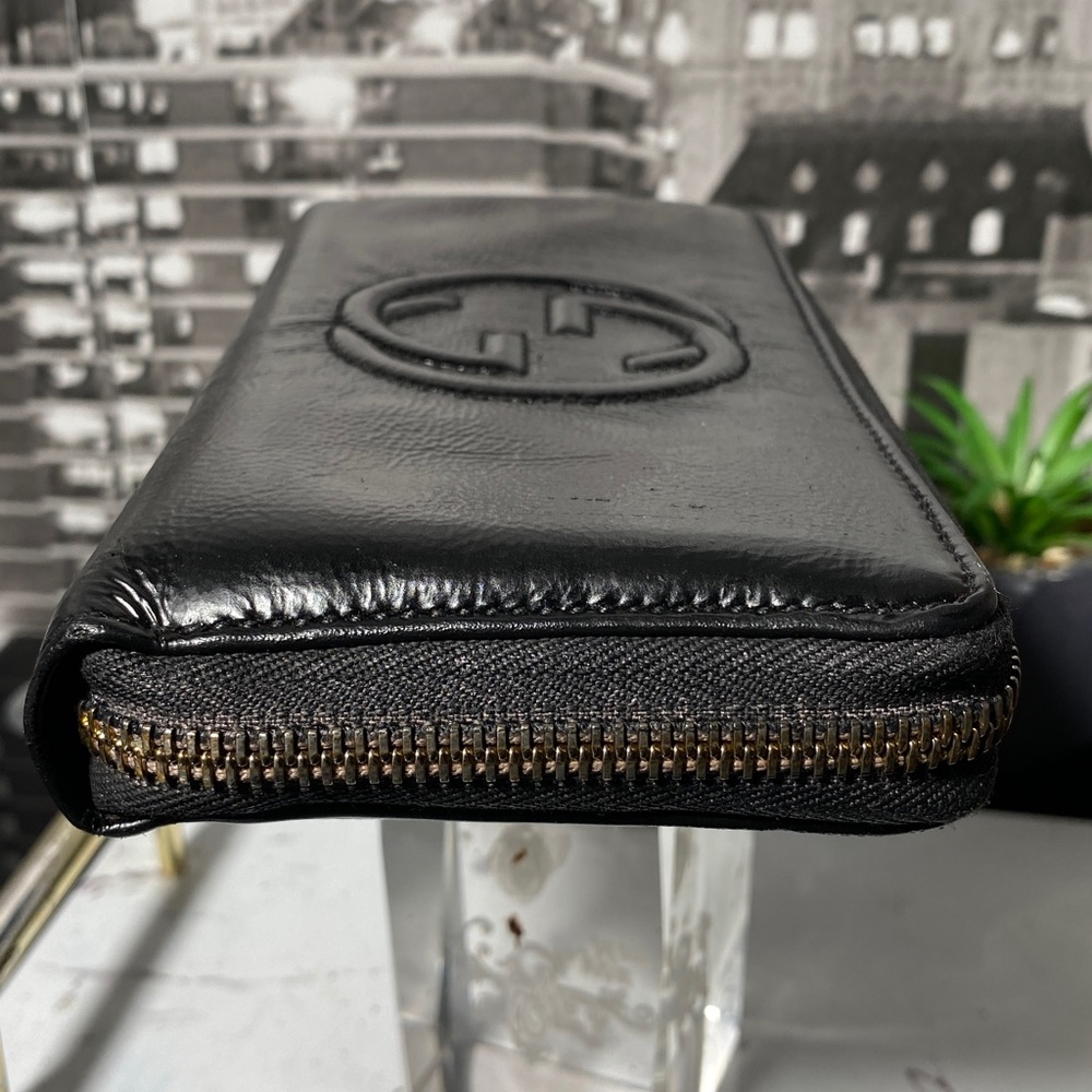 Authentic GUCCI SOHO Interlocking G Patent Leather Zippy Wallet - Picture 16 of 17